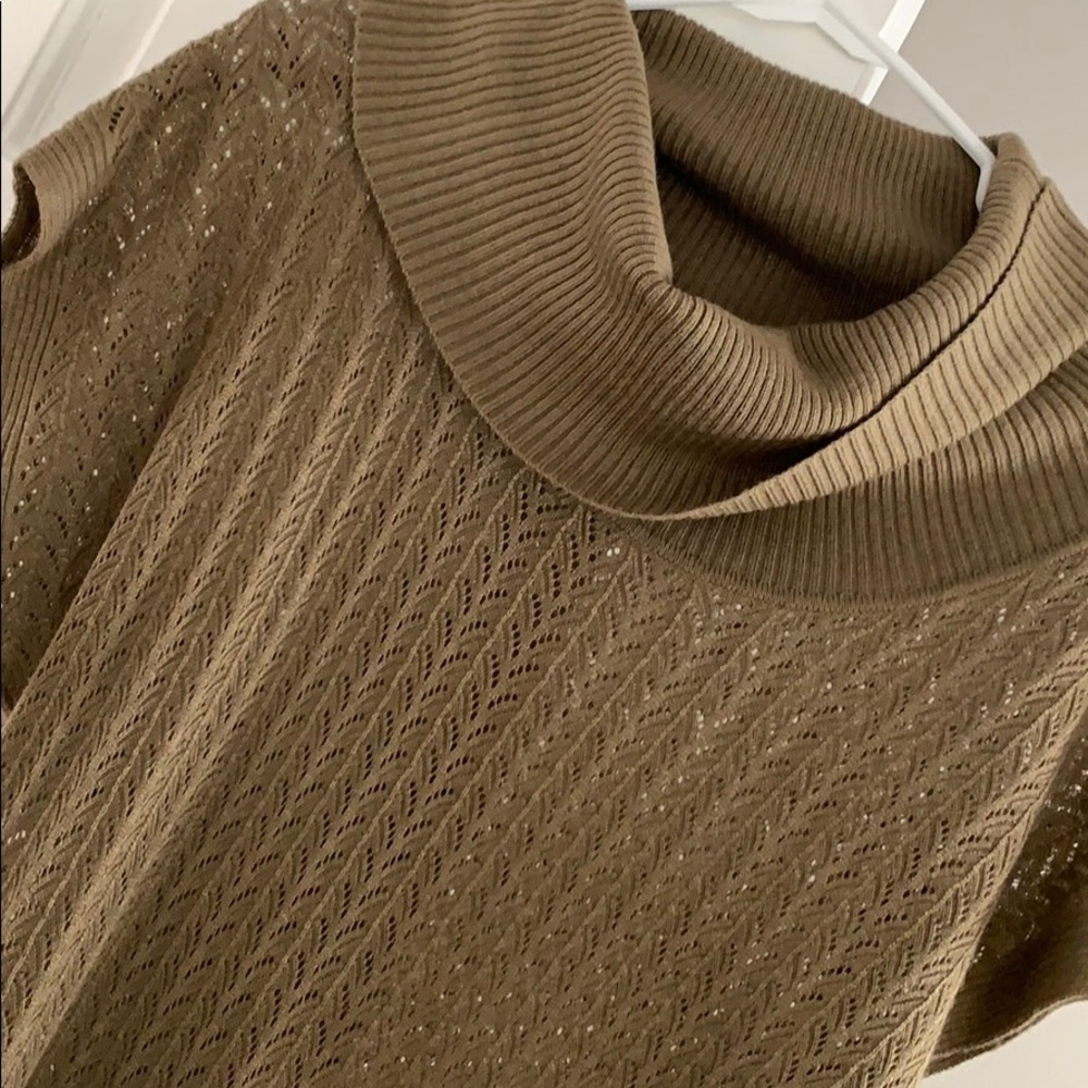 Forever 21 Sweater